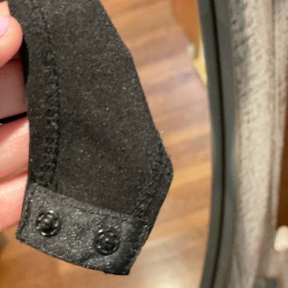 Design lab long sleeve snap bottom body suit with floral aplique - Picture 2 of 4